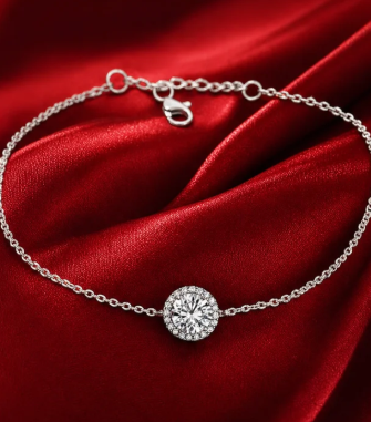 The Luna Moonstone Bracelet